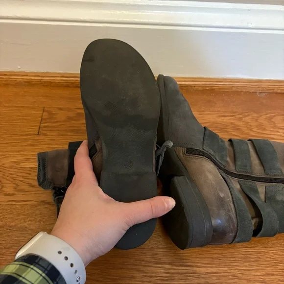 Miz Mooz Savvy Moto Buckle Boots Distressed Gray - 39 - Picture 7 of 9